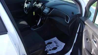 2022 Chevrolet Trax LS